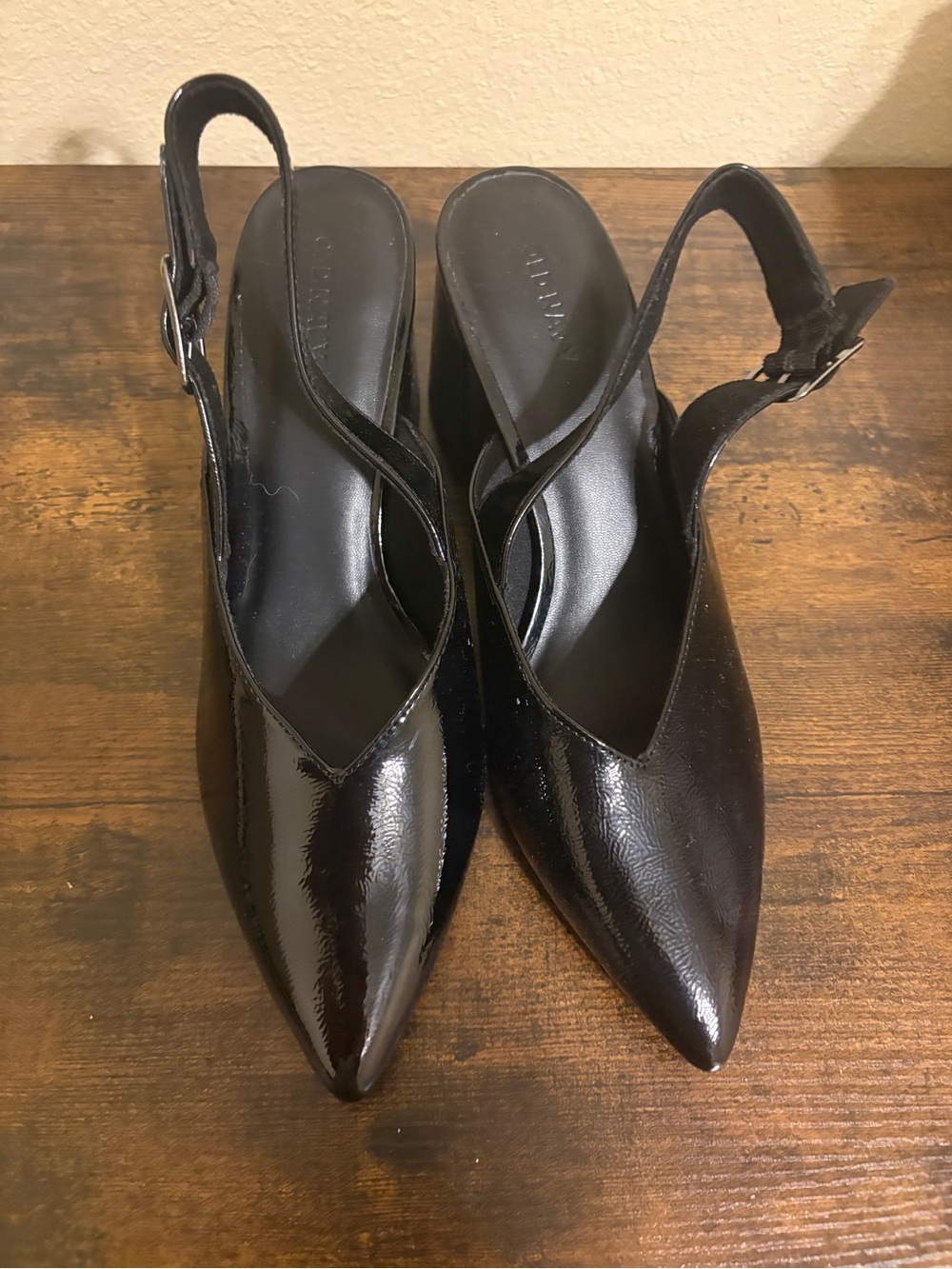 Old Navy Black Patent Slingback Pointed-Toe Heels